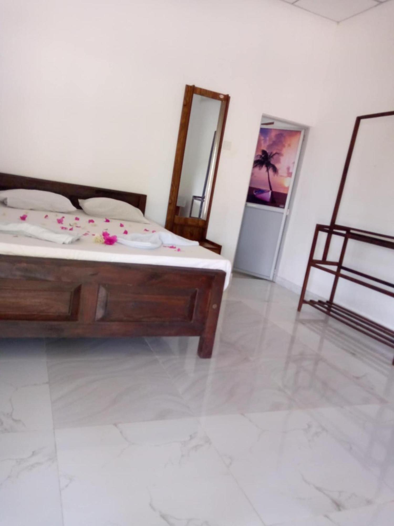 Attale Resort Tissamaharama Ngoại thất bức ảnh
