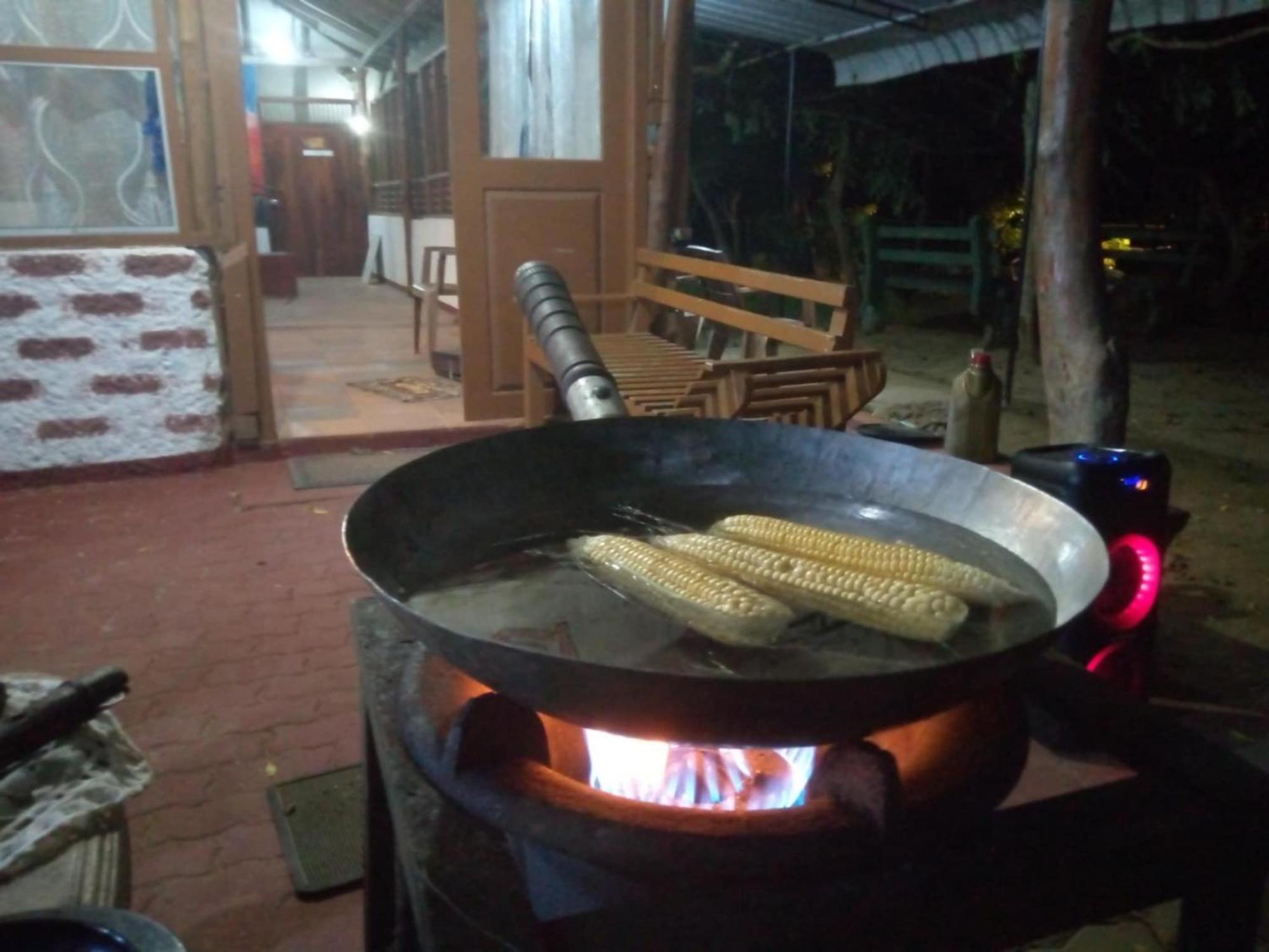 Attale Resort Tissamaharama Ngoại thất bức ảnh